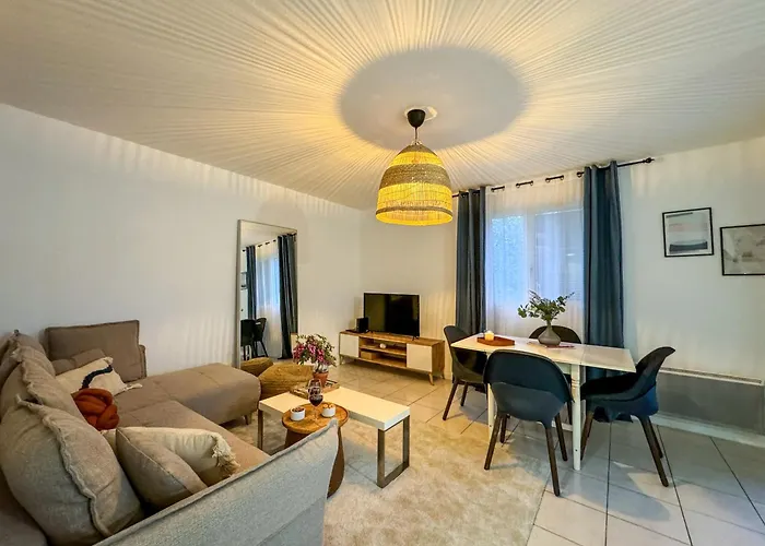 Le Bluet * Entierement Equipe * Confort